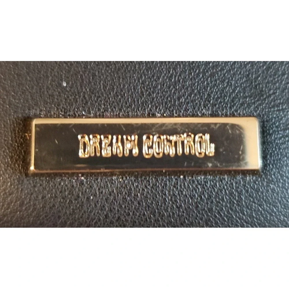 Dream Control New York Vegan Wallet Card Holder Small‎